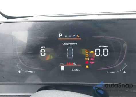 2024 Kia Sportage Ex z USA, uszkodzony, nr VIN KNDPV3DFXR7217687